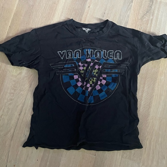 American Eagle Outfitters Tops - Van haven graphic tee shirt